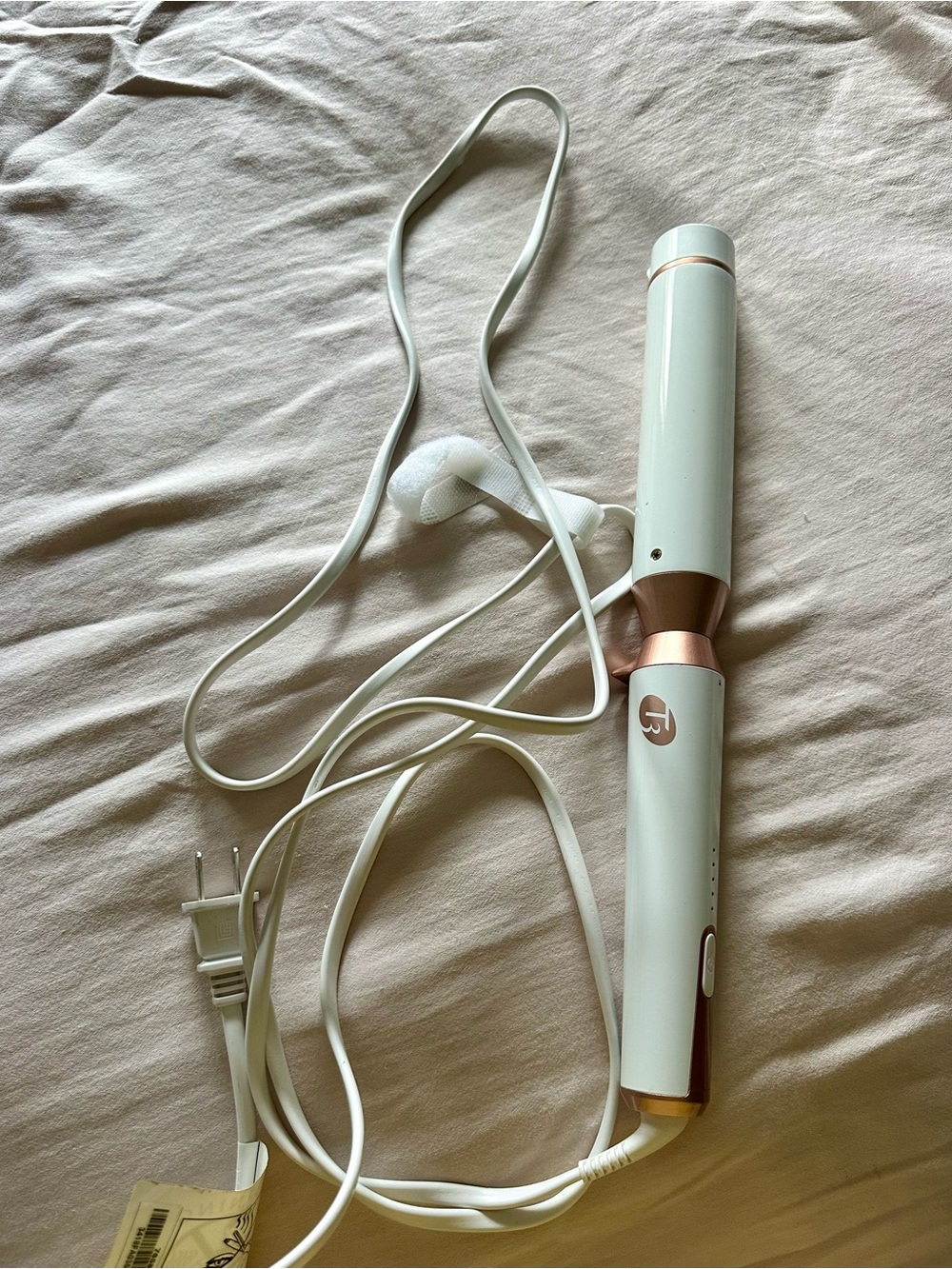 T3 Whirl Trio Interchangeable Styling Wand Convertible Base White & Brown